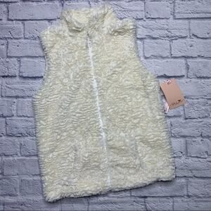 Widgeon Faux Fur Vest in Cream